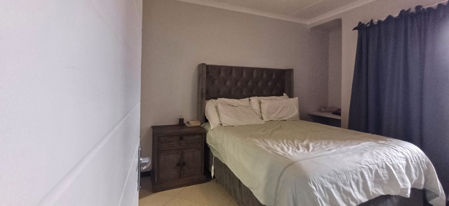 2 Bedroom Property for Sale in Buh Rein Estate Western Cape